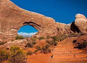 Spectacle arch in Arches National Park